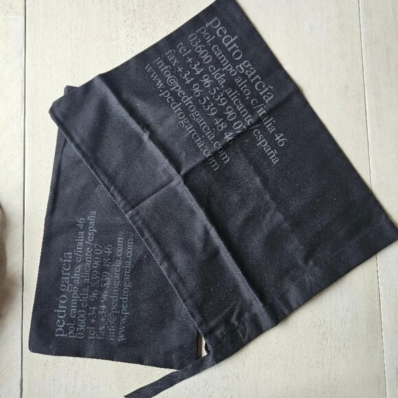 Set of 2 New Pedro Garcia Dust Bags - Picture 1 of 5